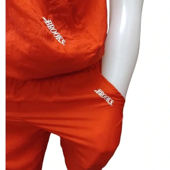 Brooks Vintage Y2K 2 Piece Red White Lined Running Suit Size Medium Unisex - Picture 5 of 16